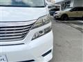 2010 Toyota Vellfire