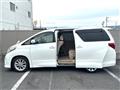 2010 Toyota Alphard