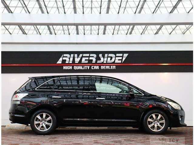 2011 Toyota Mark X Zio