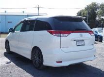 2010 Toyota Estima