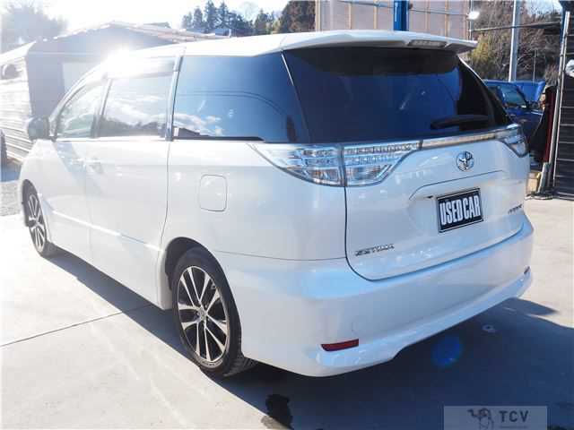2013 Toyota Estima