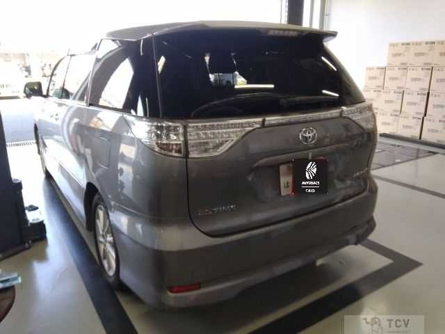 2014 Toyota Estima