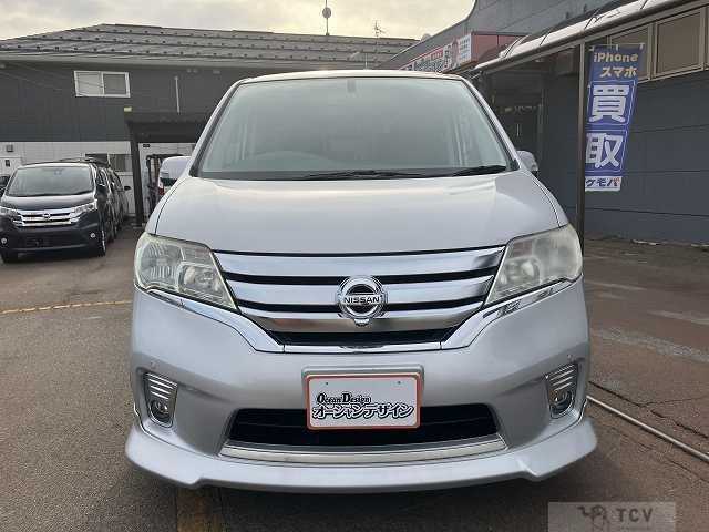 2013 Nissan Serena