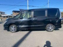 2015 Nissan Serena