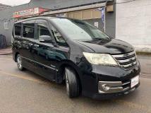 2013 Nissan Serena