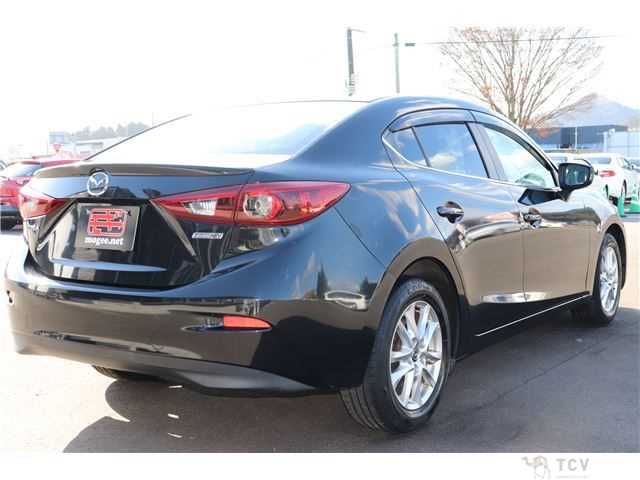 2014 Mazda Axela Hybrid