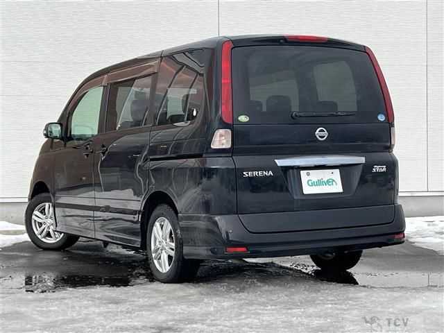 2009 Nissan Serena