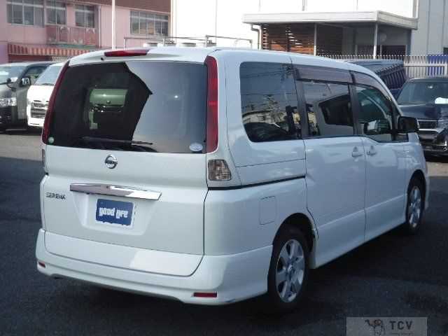 2009 Nissan Serena