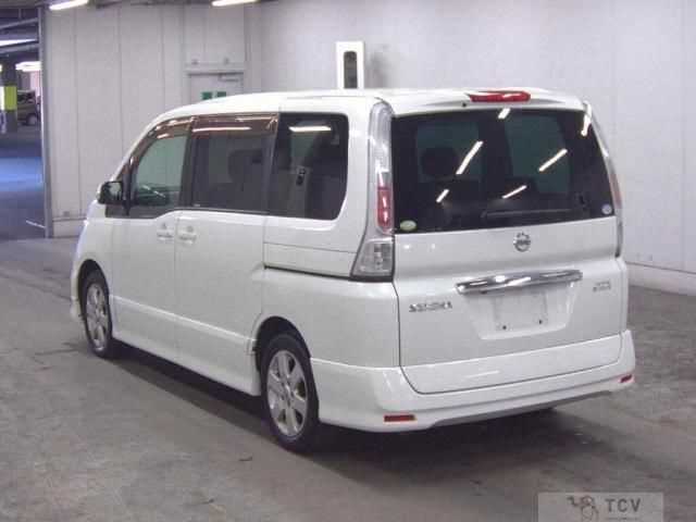 2010 Nissan Serena