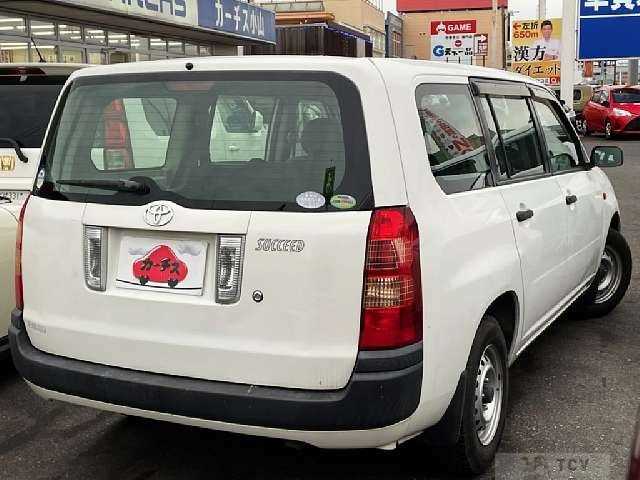 2010 Toyota Succeed Van