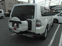 2009 Mitsubishi Pajero