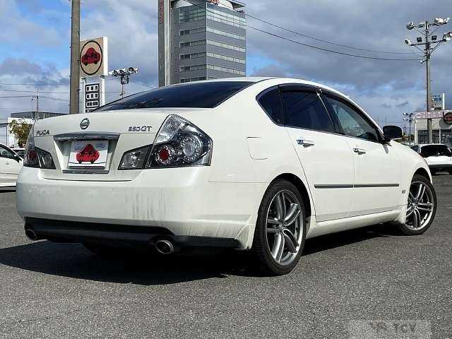 2007 Nissan Fuga