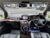 2009 Nissan Elgrand