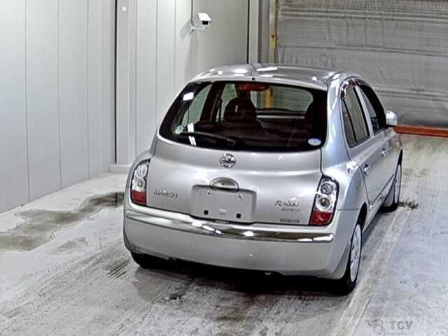 2005 Nissan March