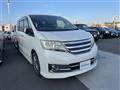 2011 Nissan Serena