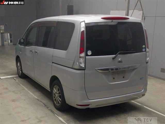 2011 Nissan Serena