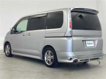 2007 Nissan Serena
