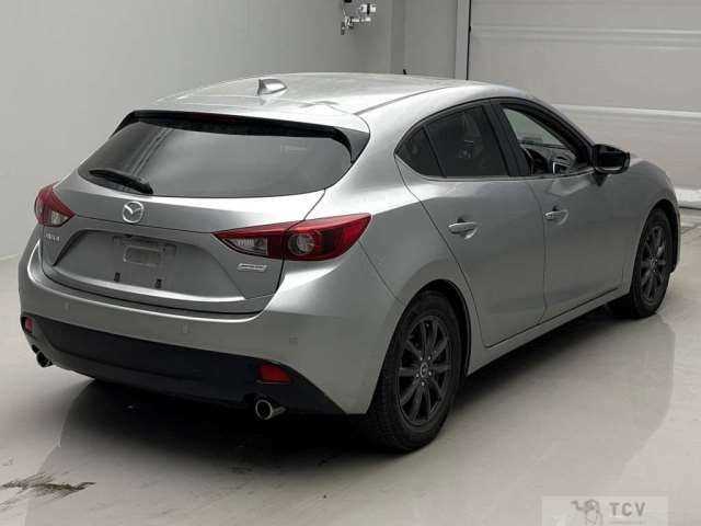 2014 Mazda Axela Sport