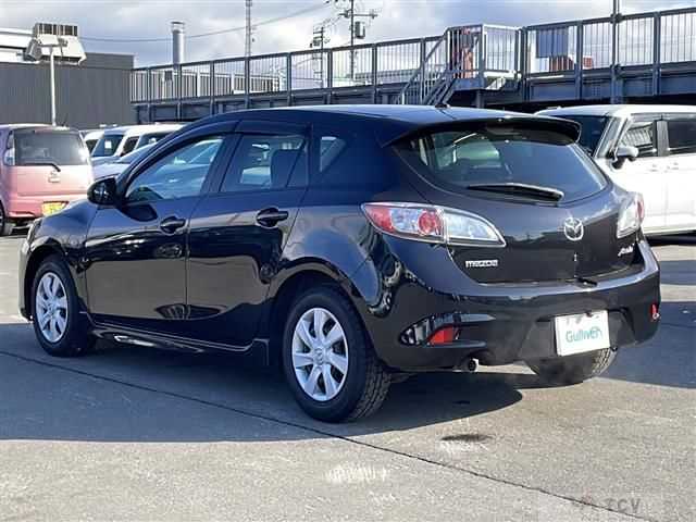 2013 Mazda Axela Sport