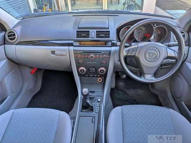 2005 Mazda Axela Sport