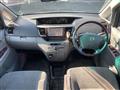 2005 Toyota Noah
