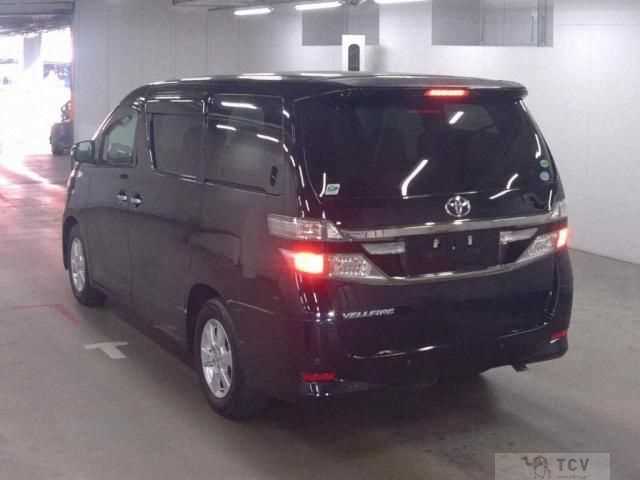 2013 Toyota Alphard