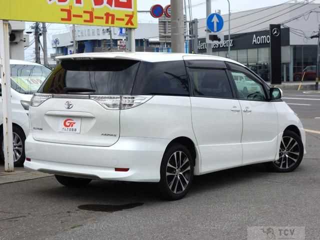 2013 Toyota Estima