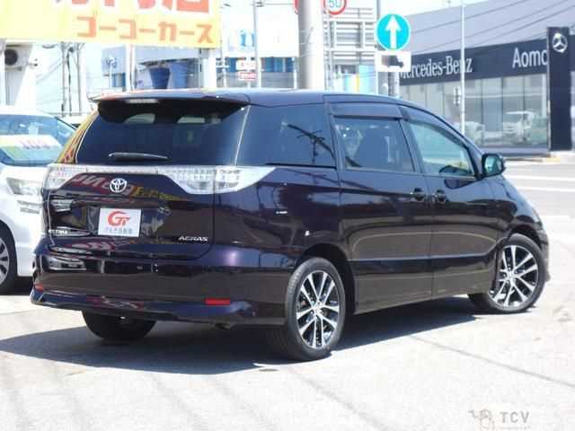 2014 Toyota Estima