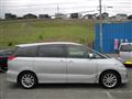 2009 Toyota Estima
