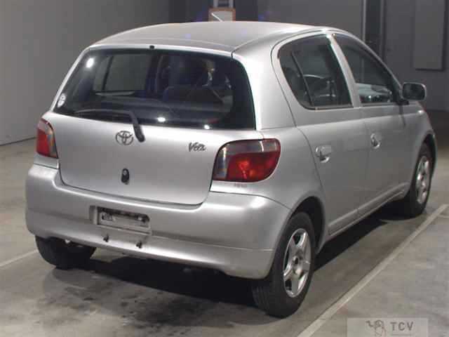 2000 Toyota Vitz