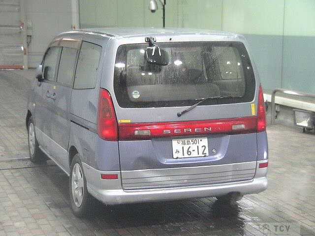 1999 Nissan Serena