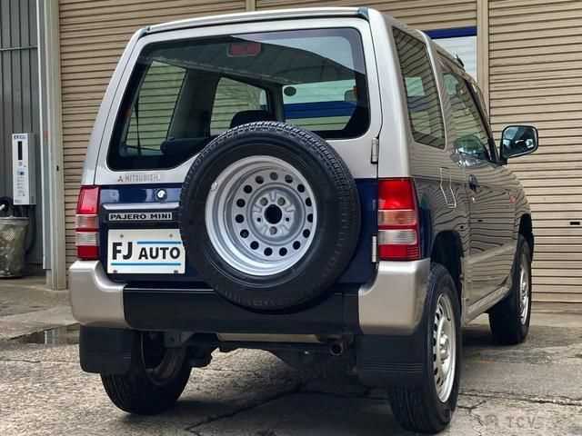 1998 Mitsubishi Pajero Mini
