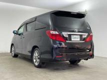 2011 Toyota Alphard