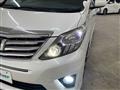 2012 Toyota Alphard