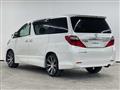 2012 Toyota Alphard