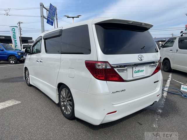2014 Toyota Alphard