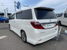 2014 Toyota Alphard