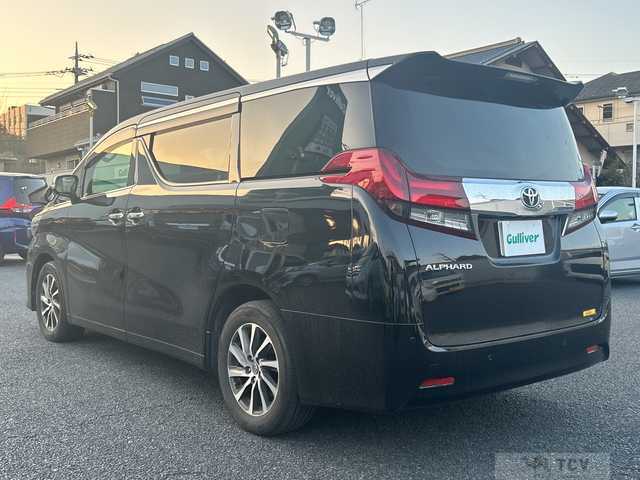 2015 Toyota Alphard