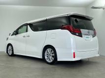 2015 Toyota Alphard