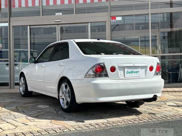 2002 Toyota Altezza