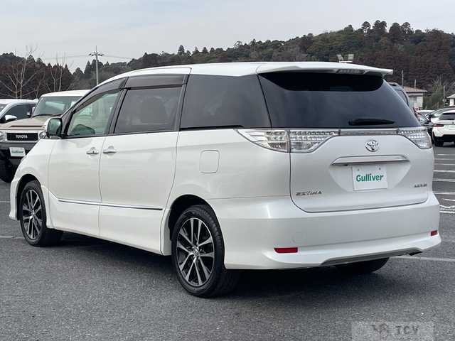 2014 Toyota Estima