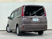 2014 Toyota Noah