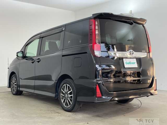 2015 Toyota Noah
