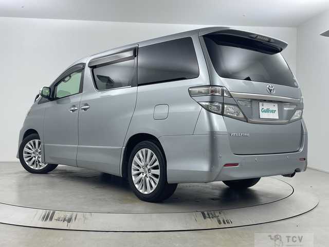 2012 Toyota Vellfire
