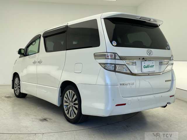 2014 Toyota Vellfire
