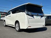 2015 Toyota Vellfire