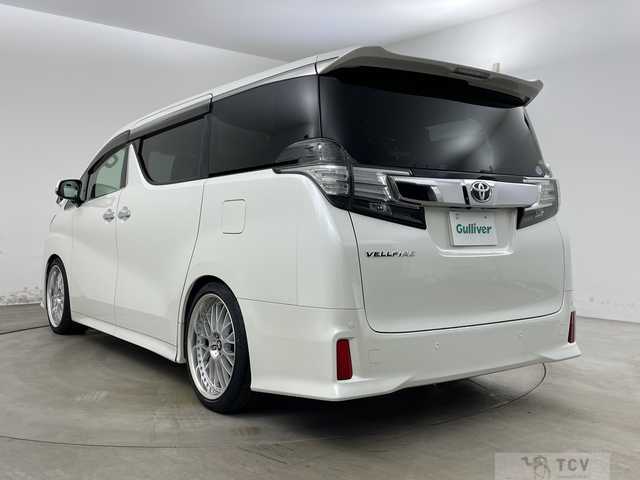 2015 Toyota Vellfire