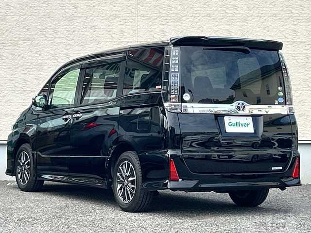 2015 Toyota Voxy