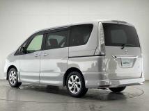 2012 Nissan Serena