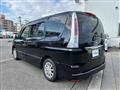 2012 Nissan Serena